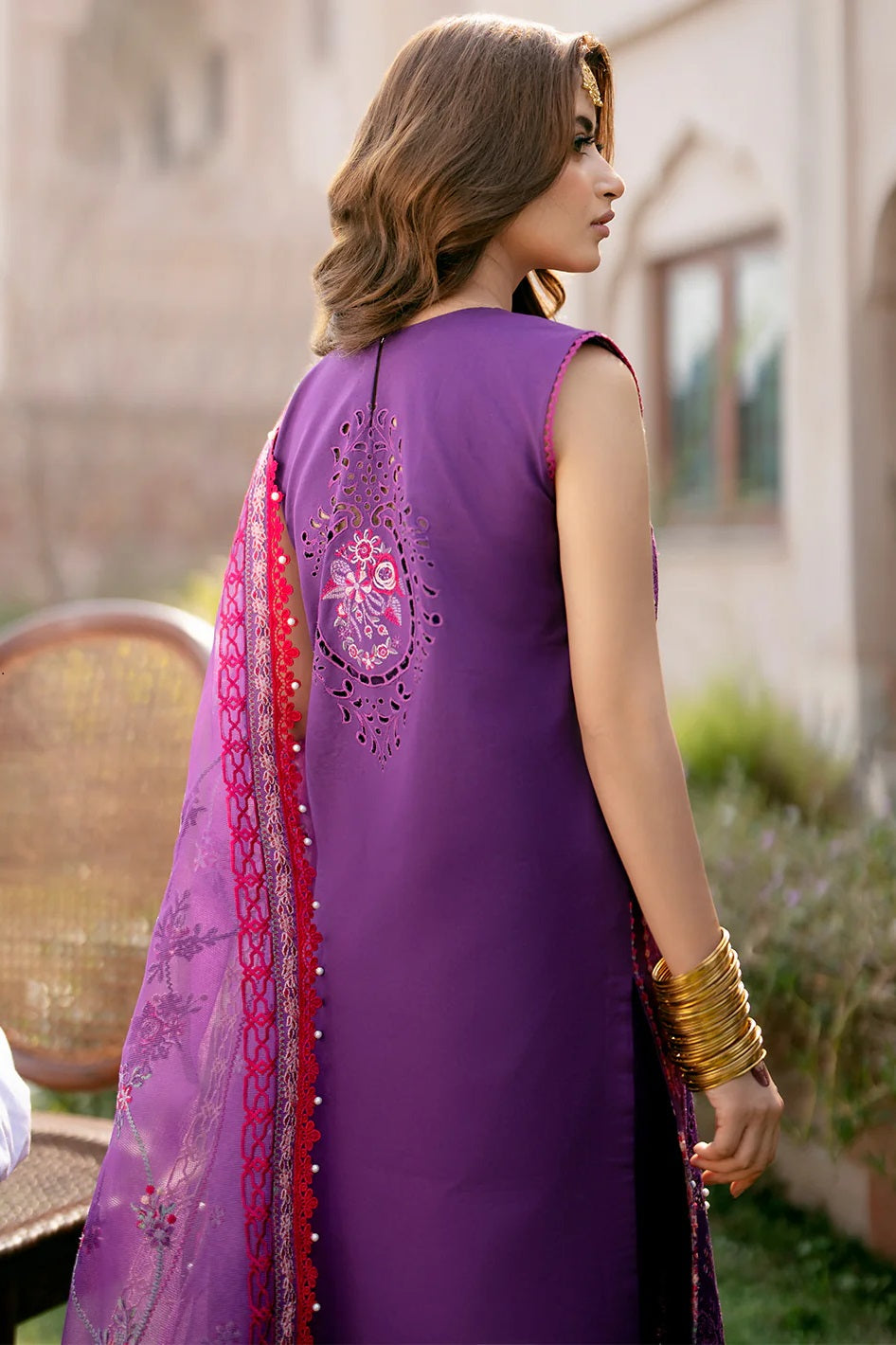 Luxury Chicken Kari Embroidered Lawn Dress 3 piece Unstitched Dress