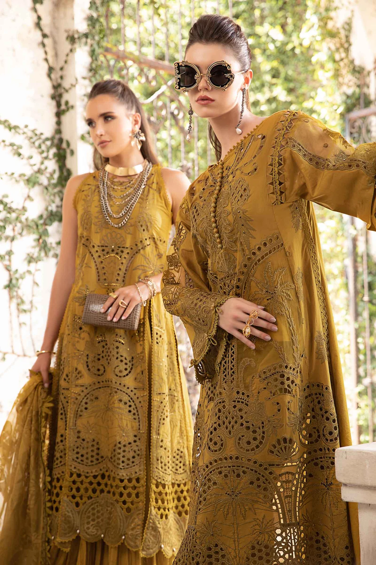 Chicken Embroidered Lawn 3 Piece Unstitched Suit MB-Summer Collection