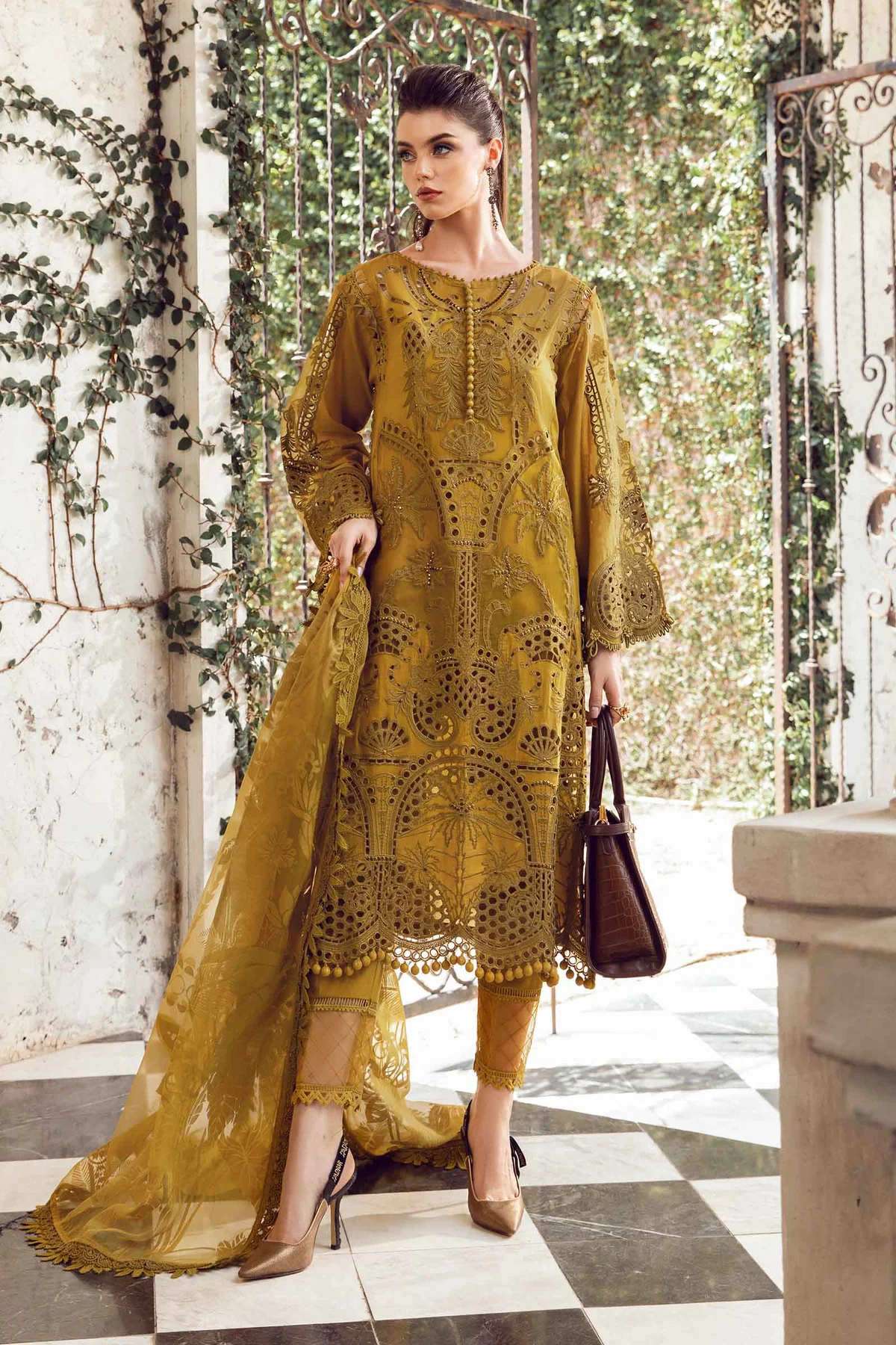 Chicken Embroidered Lawn 3 Piece Unstitched Suit MB-Summer Collection