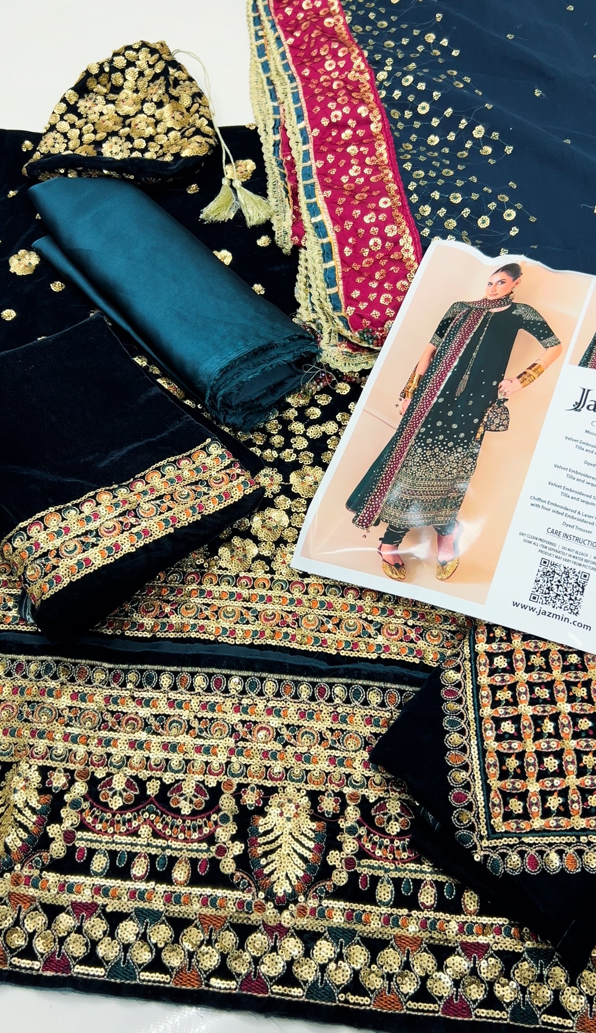 Zink Velvet Embroidered Unstitched 3 Piece Suit