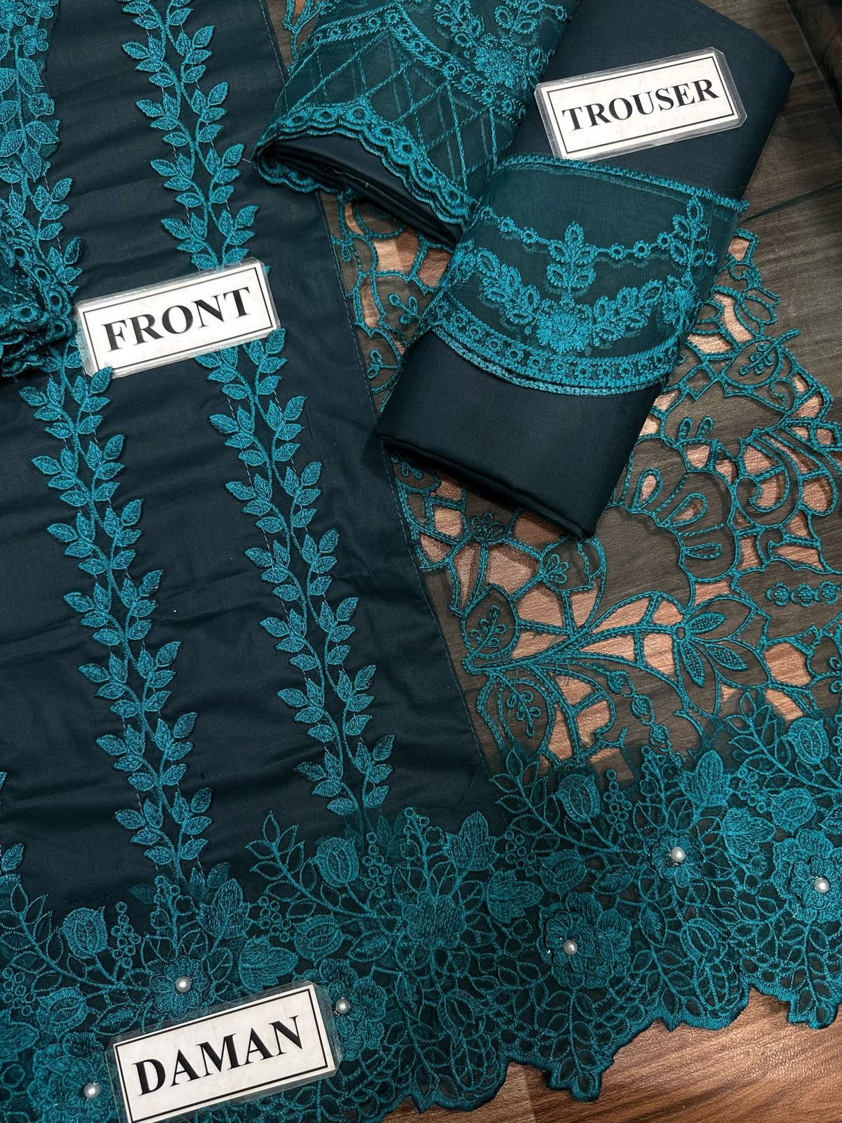 Chicken Embroidered Lawn 3 Piece Unstitched Suit MB-Summer Collection