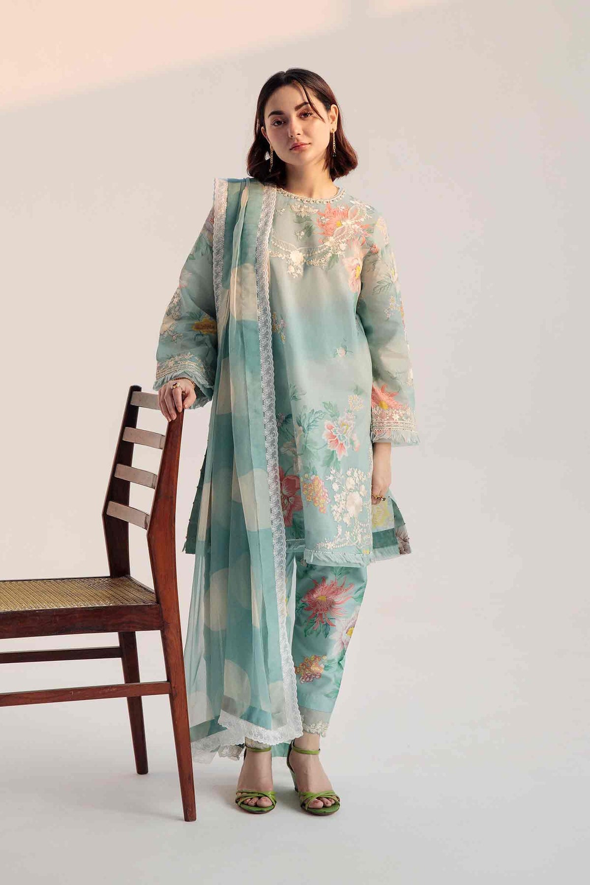 Embroidered Lawn 3 Pieces Unstitched Suit-Z23-5B
