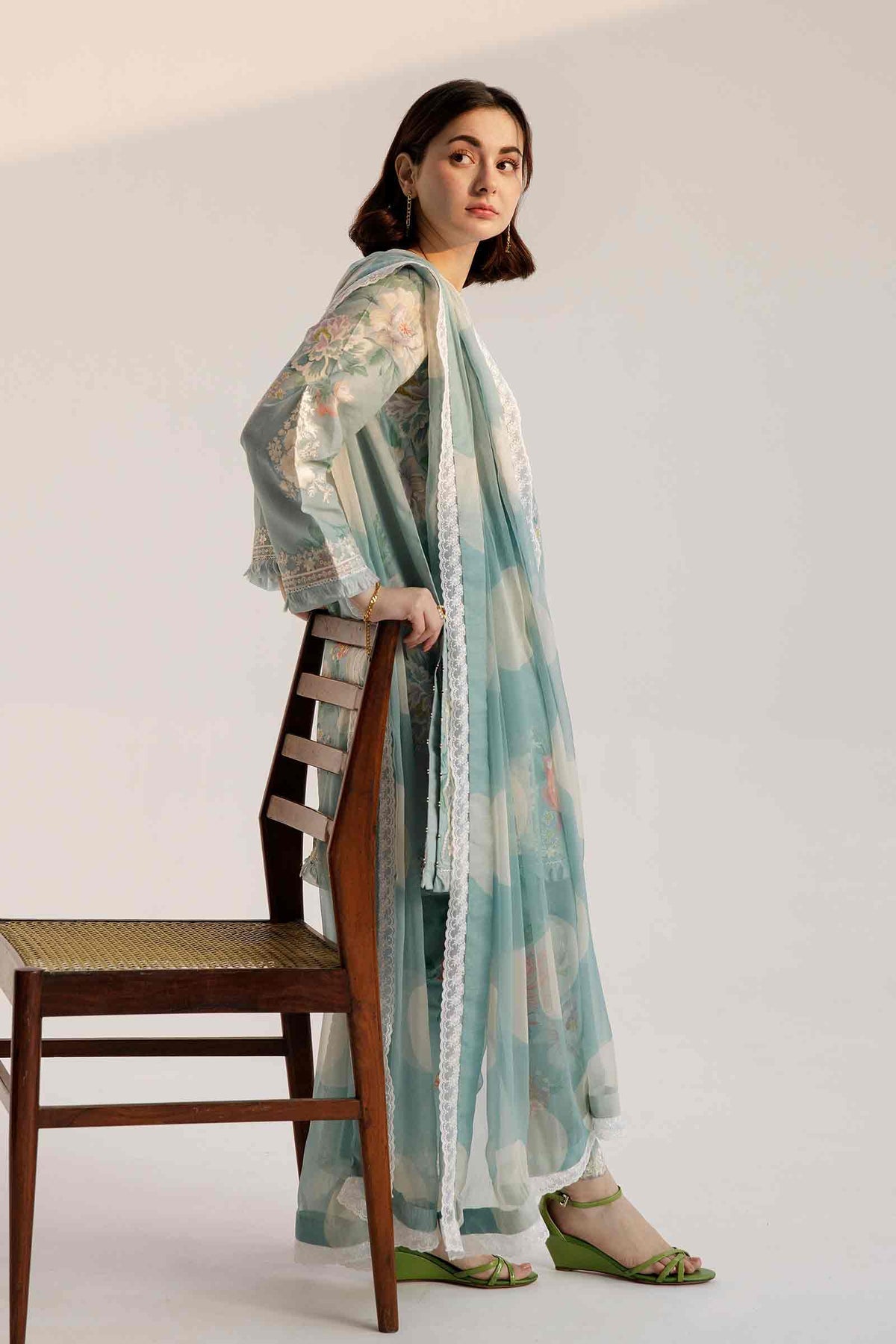 Embroidered Lawn 3 Pieces Unstitched Suit-Z23-5B