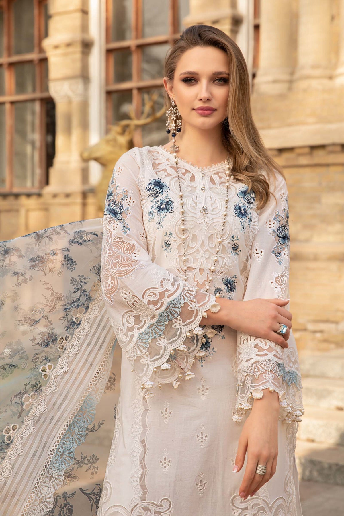 Luxury Lawn Embroidered Lawn 3 Piece Unstitched Suit MBl-D-2315-A -Summer Collection