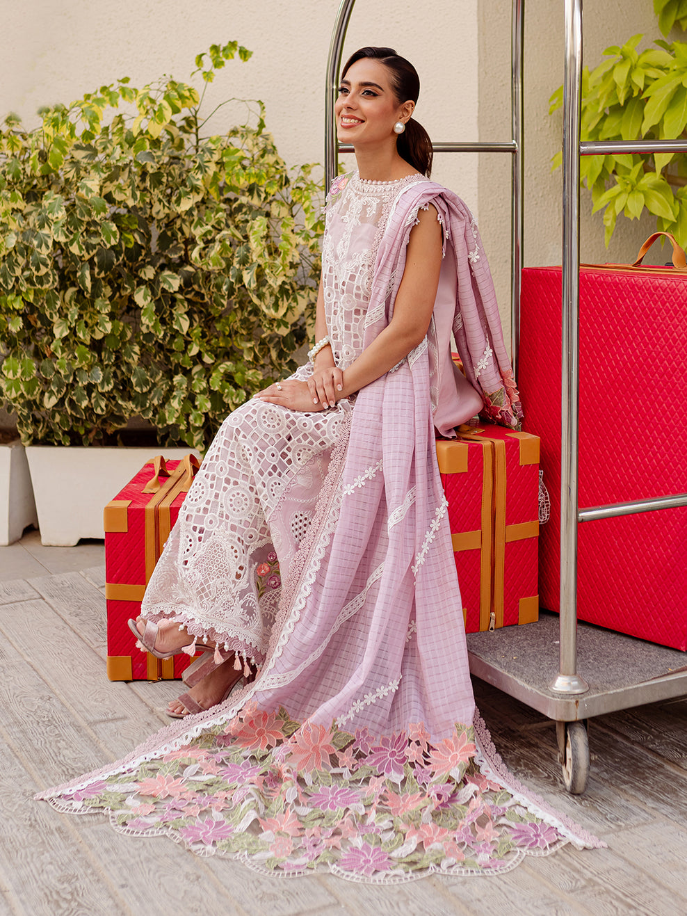Pink Chicken Embroidered Lawn 3 Piece Unstitched Dress