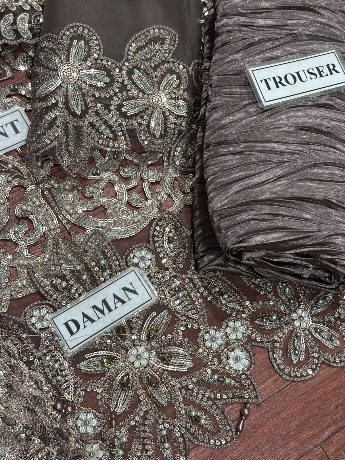 Luxury Organza Suit 3 Piece Unstitched - Part Wear